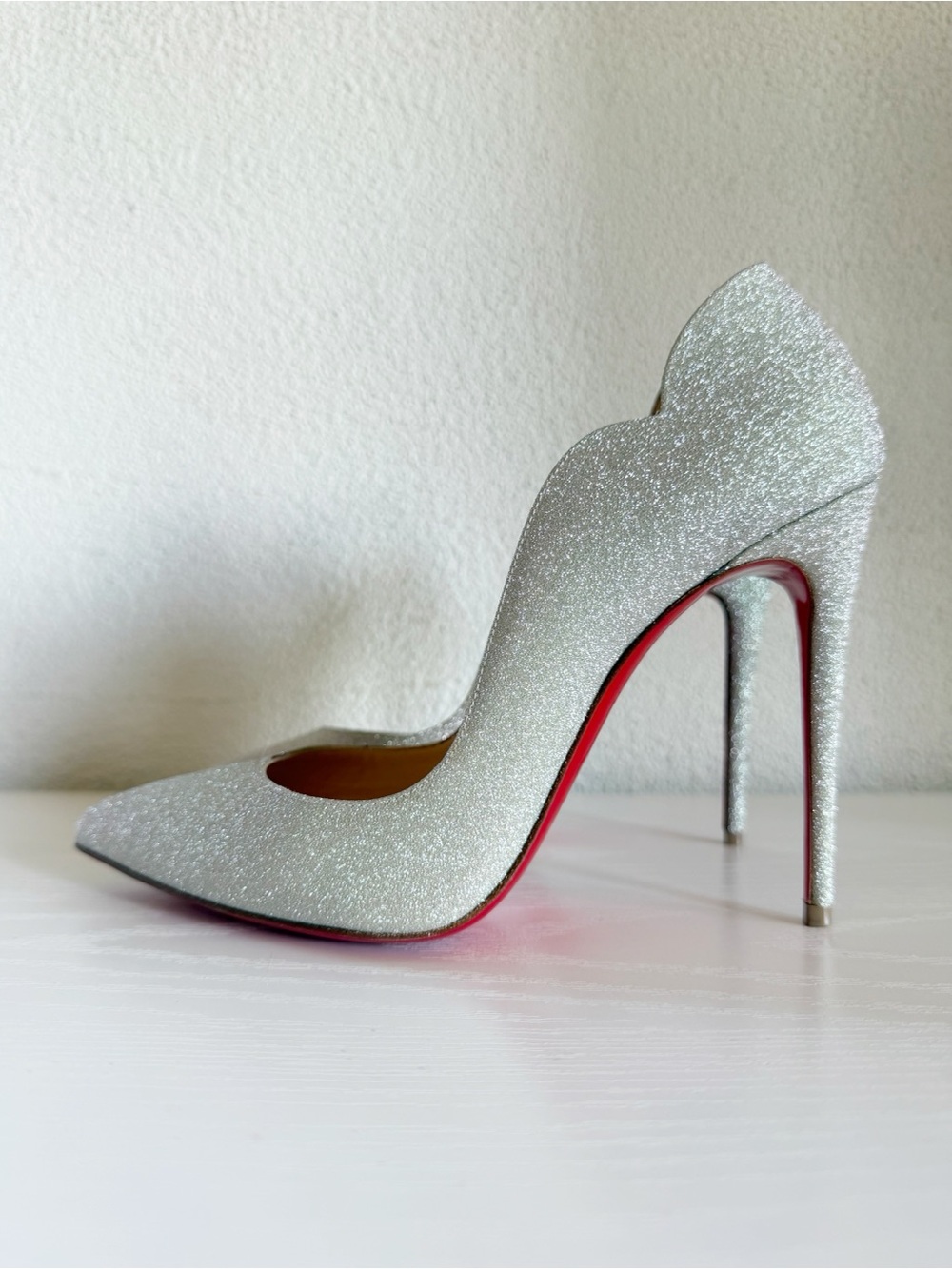 Christian Louboutin Hot Chick 100 Silver Glitter Pumps EU 38